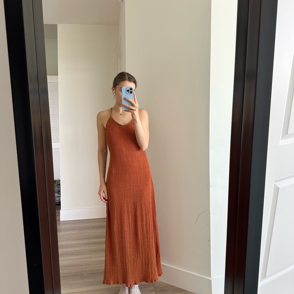 Savannah Morrow Andria Crinkle Maxi Dress Papaya Size Small Resort Vacation